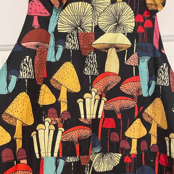 M Sized Black Mushrooms Overalls Jumpsuit cozy, Boho Unworn Psychadelic & Fun - Picture 8 of 9